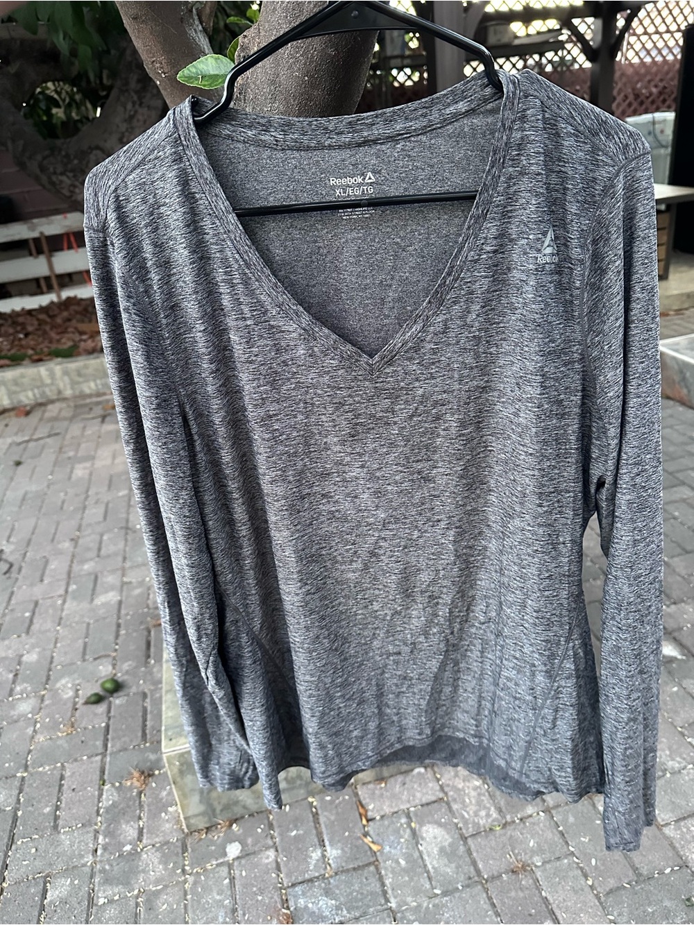 Reebok Women's Gray Heather V-Neck Long Sleeve Top